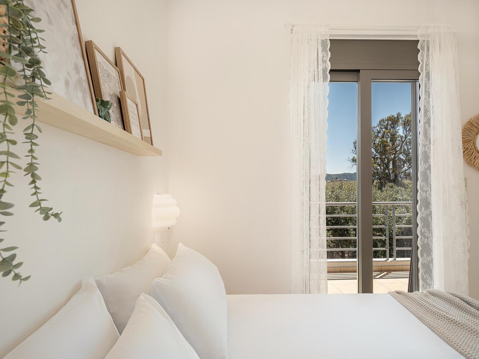 Sol Luxury Apartment - Close To The Beach With A Private Mini Pool Ханья Экстерьер фото