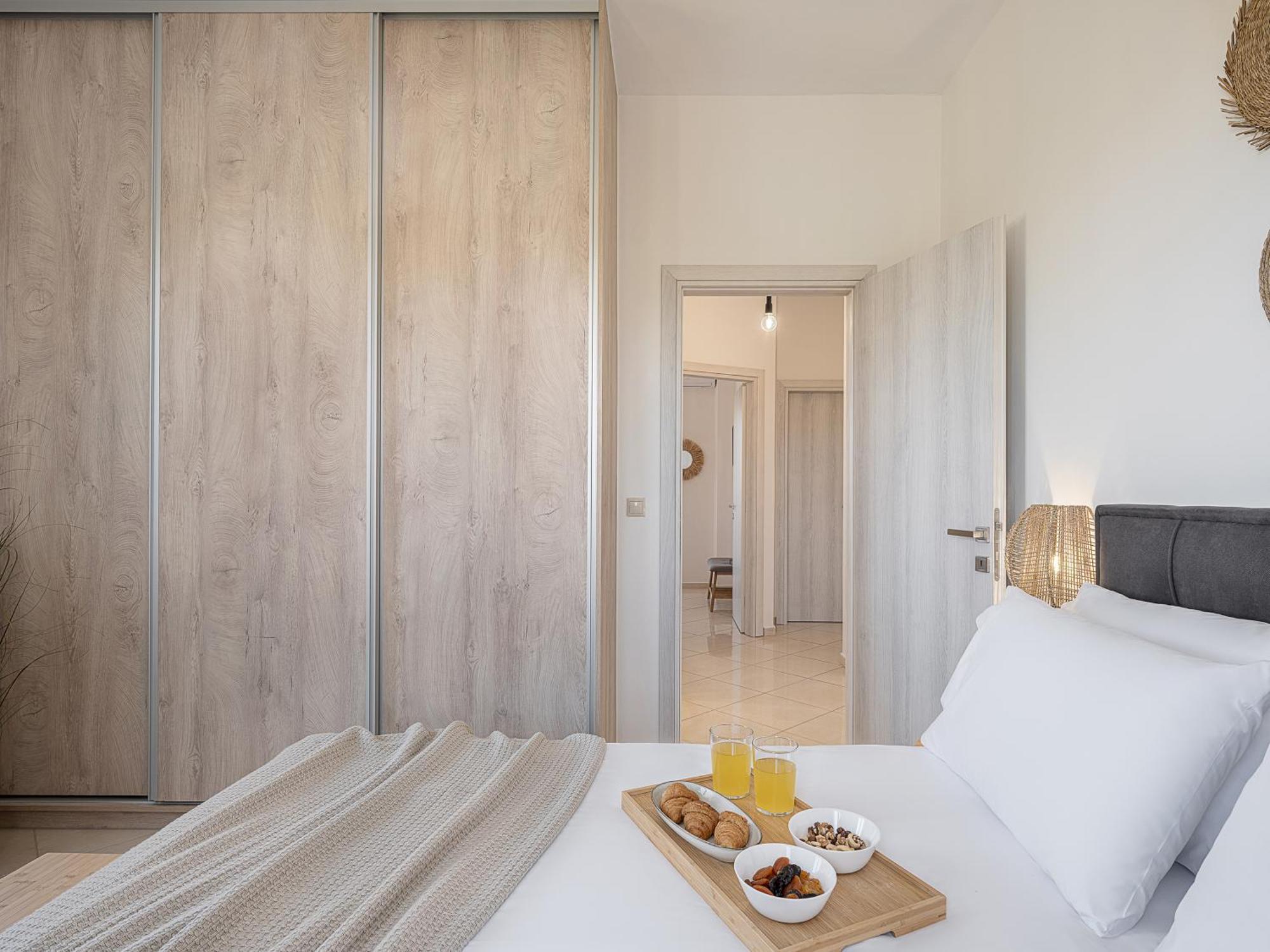 Sol Luxury Apartment - Close To The Beach With A Private Mini Pool Ханья Экстерьер фото