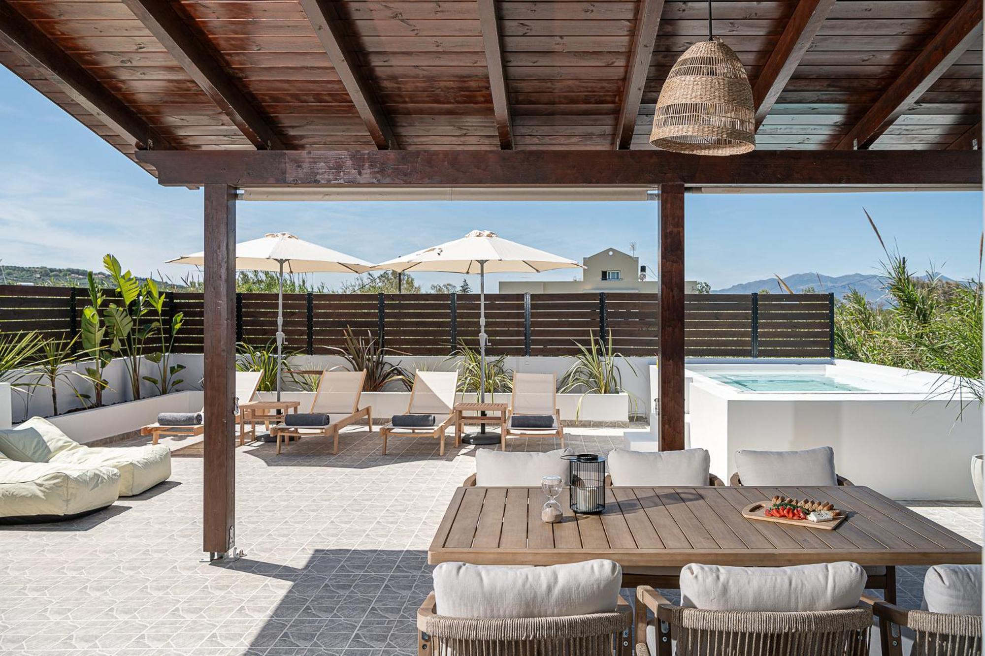 Sol Luxury Apartment - Close To The Beach With A Private Mini Pool Ханья Экстерьер фото
