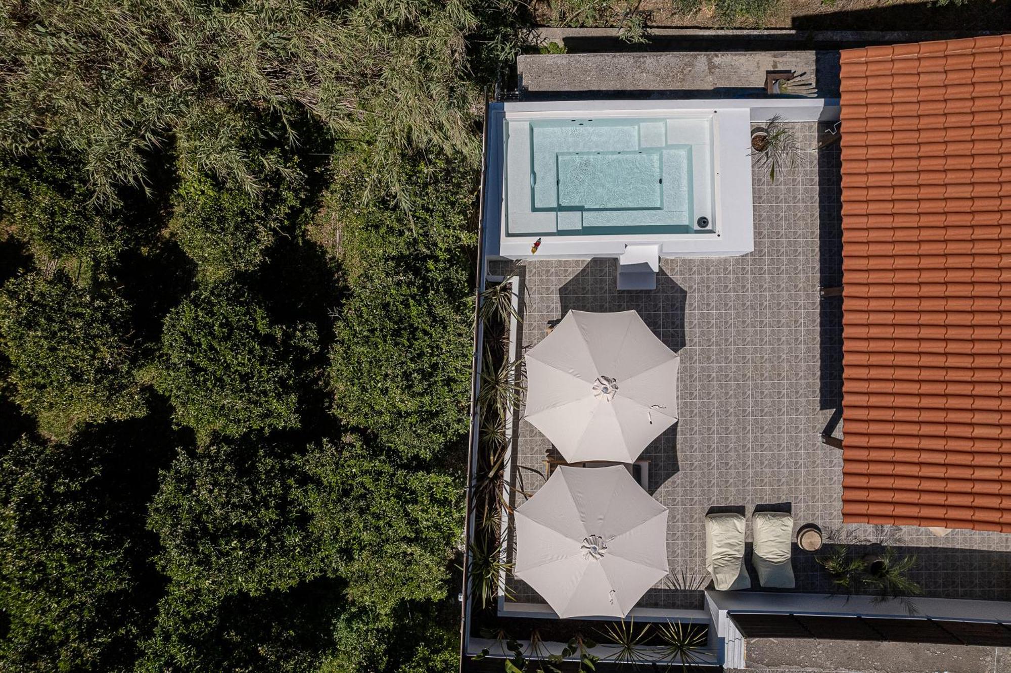 Sol Luxury Apartment - Close To The Beach With A Private Mini Pool Ханья Экстерьер фото